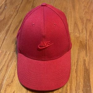 2/$25 Nike Men’s Fitted Cap
